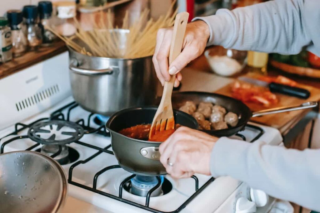 Pode fazer fritura em panela de cerâmica?